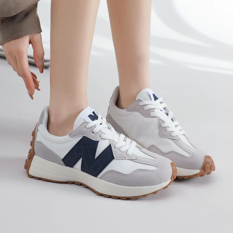 New Women's Causal Sneakers Summer Shoes Woman Fashion Breathable Lace Up Sports Shoes for Women Platform Walking Designer Shoes